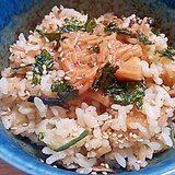 しめじと山菜の炊き込みご飯(＾＾山菜ミックスで時短